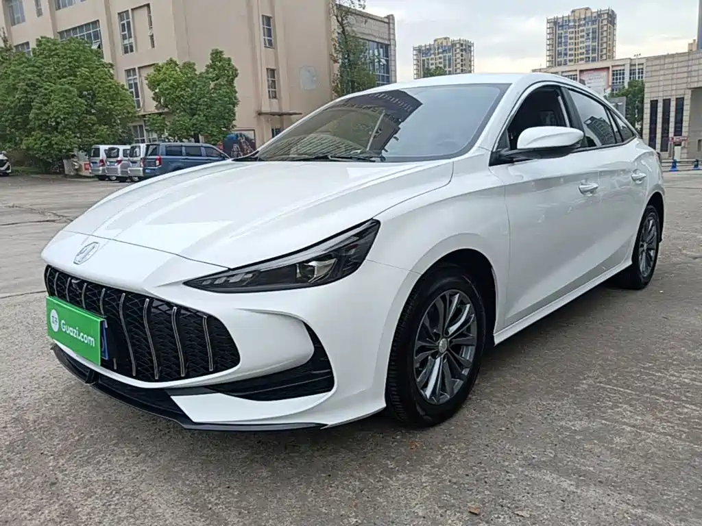 MG MG5 — миниатюра 2