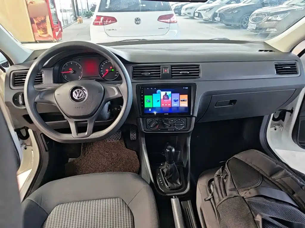 Volkswagen Santana — миниатюра 10