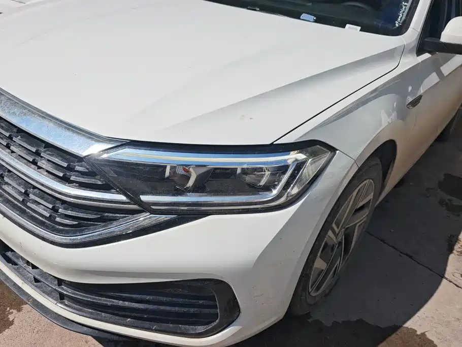 Volkswagen Sagitar — миниатюра 5