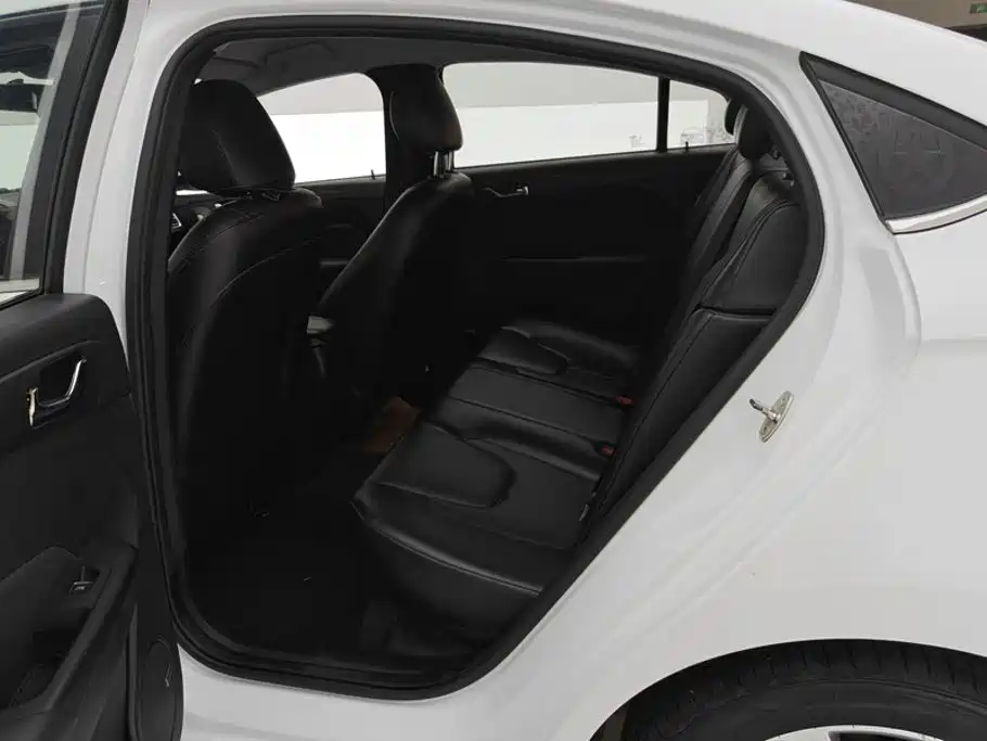 Chery Arrizo 5 — миниатюра 11