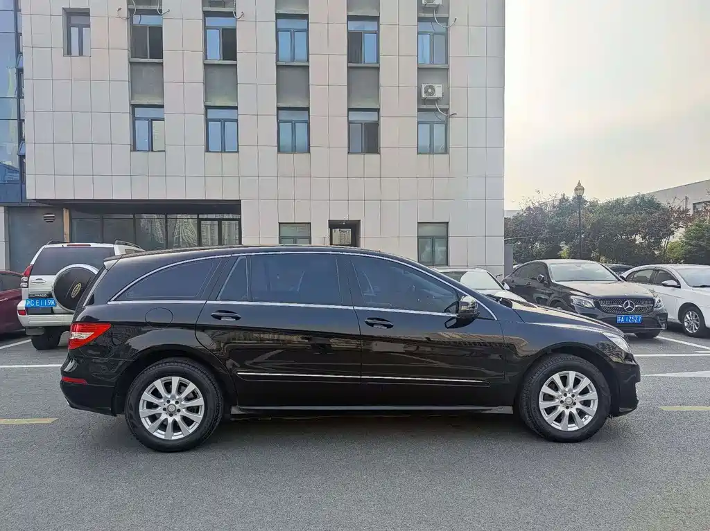 Mercedes-Benz R-Class — миниатюра 6