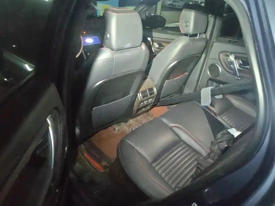 Land Rover Discovery Sport — миниатюра 11