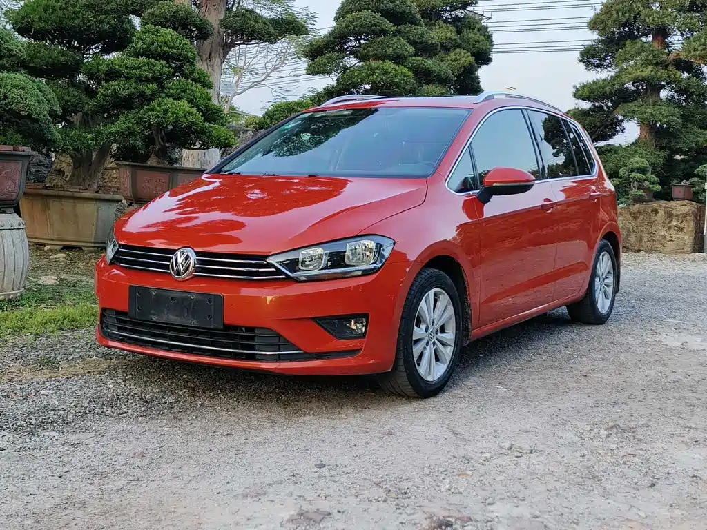 VOLKSWAGEN GOLF*JIAYU