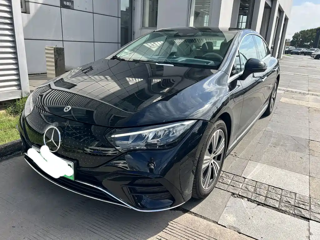 Mercedes-Benz EQE