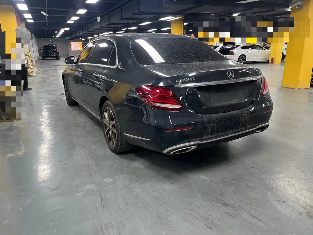 Mercedes-Benz E-Class — миниатюра 10
