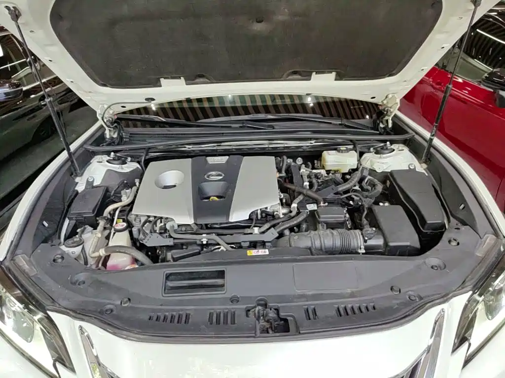 Lexus ES — миниатюра 20