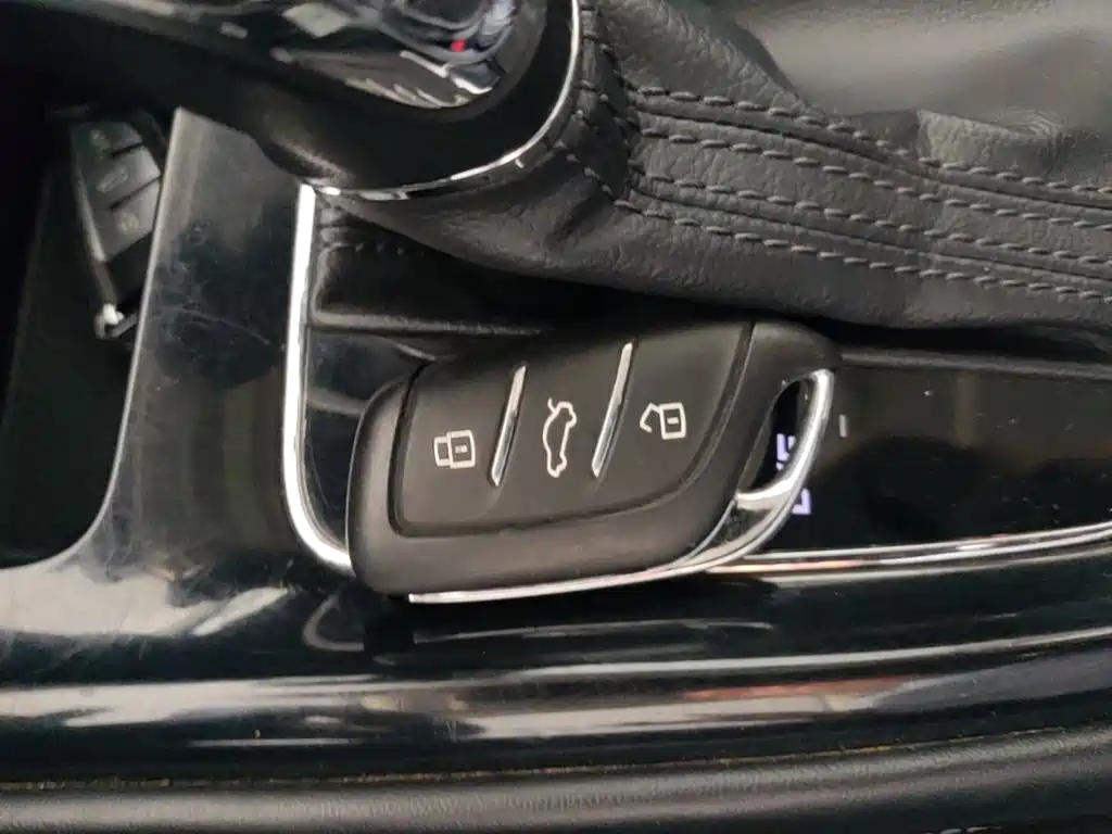 Roewe i5 — миниатюра 9