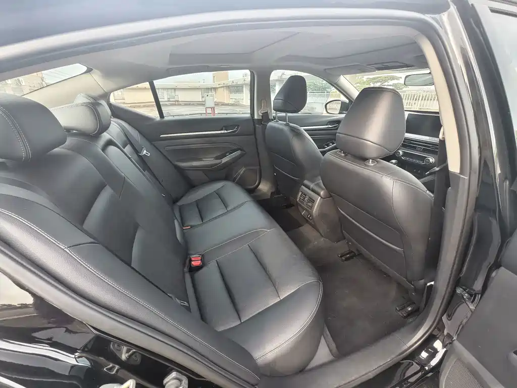Nissan Teana — миниатюра 12