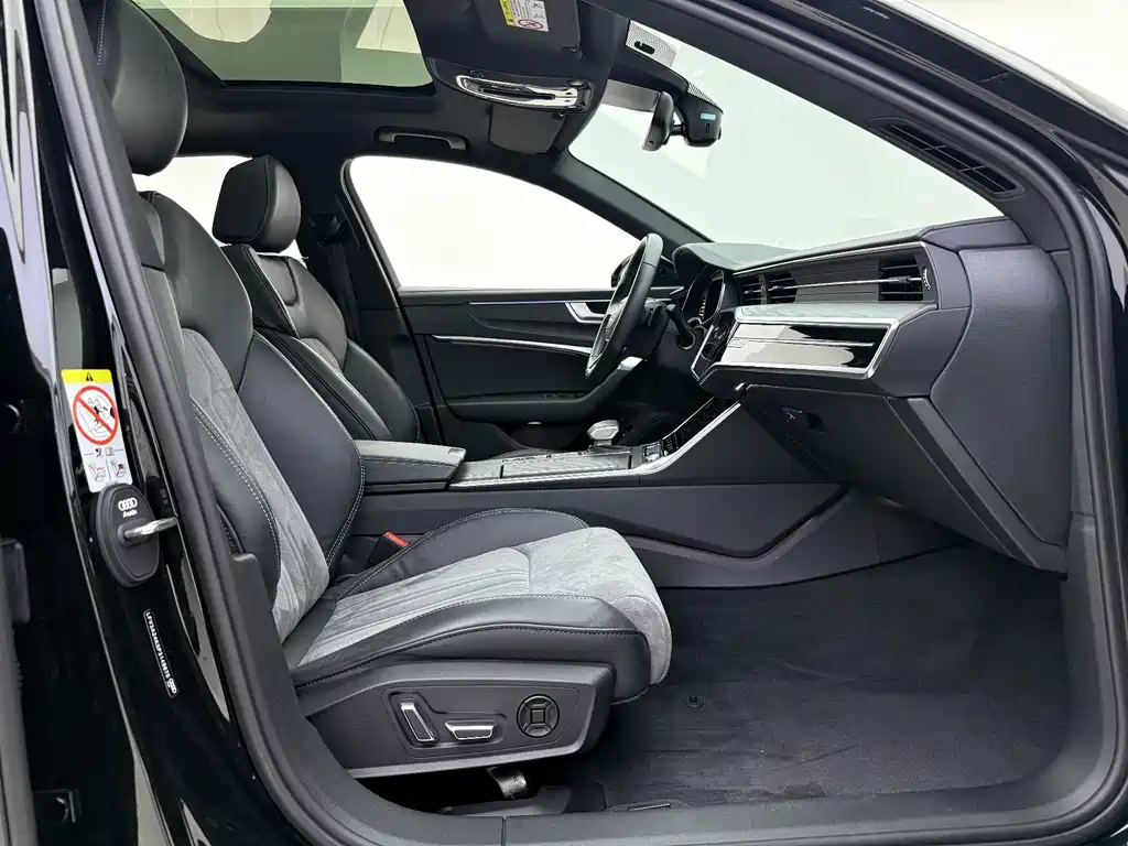 Audi A6L — миниатюра 13