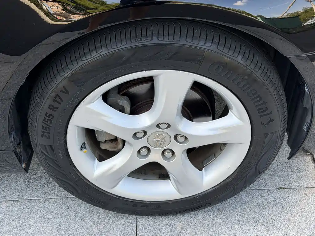 Toyota Reiz — миниатюра 15