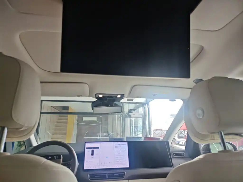 Li Auto Li MEGA — миниатюра 18