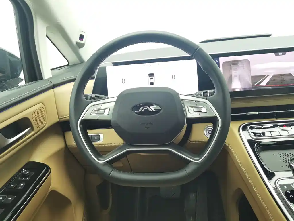 JAC Refine Refine RF8 PHEV — миниатюра 11