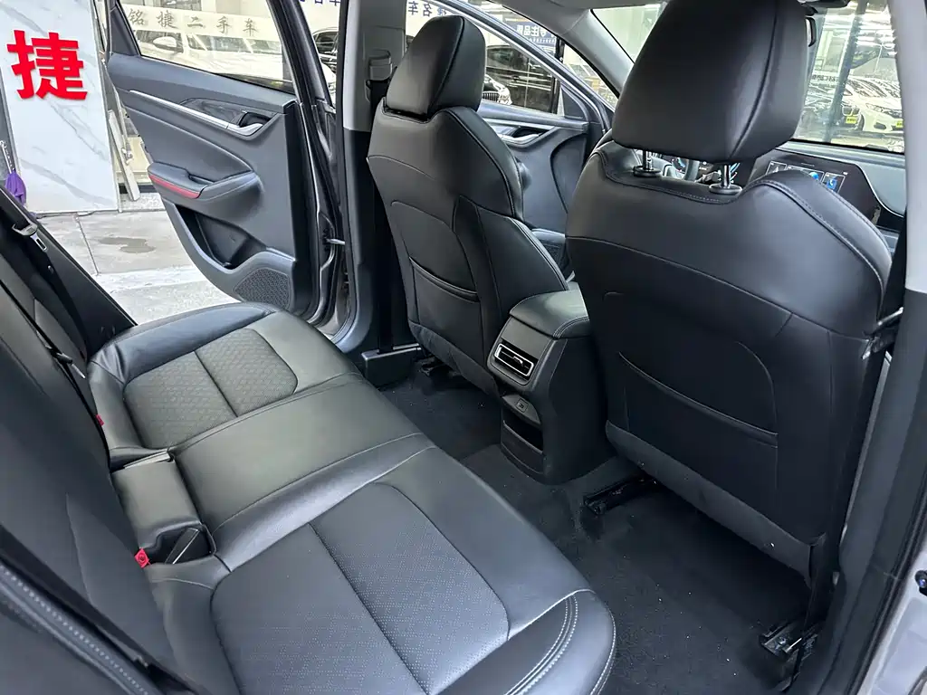 Changan Eado — миниатюра 11
