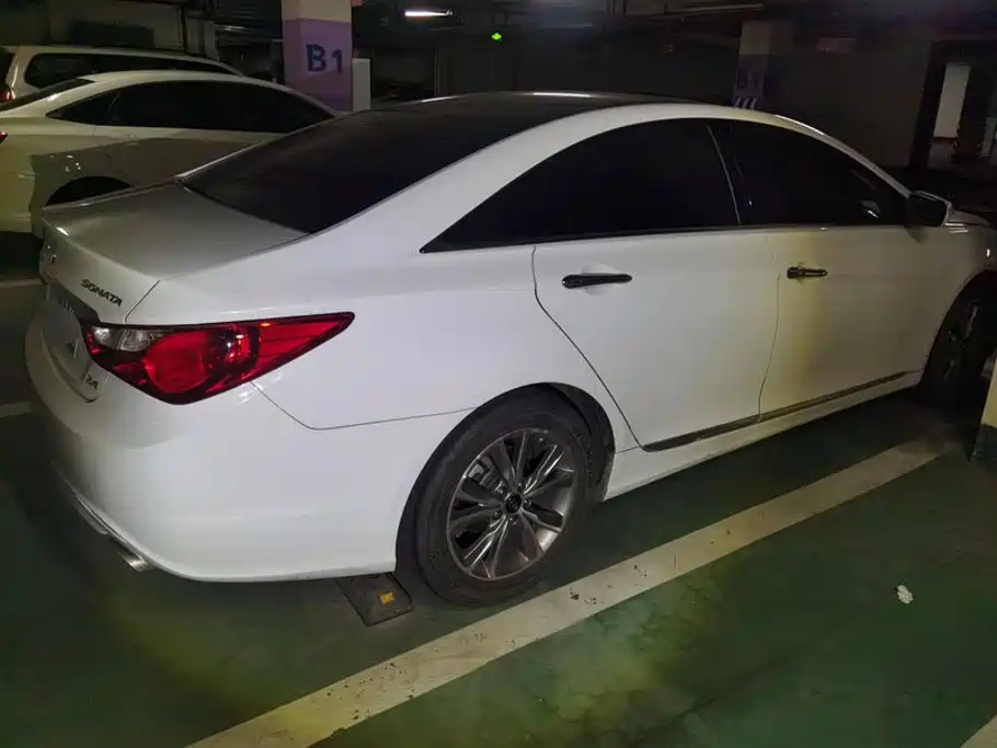 Hyundai Sonata — миниатюра 3