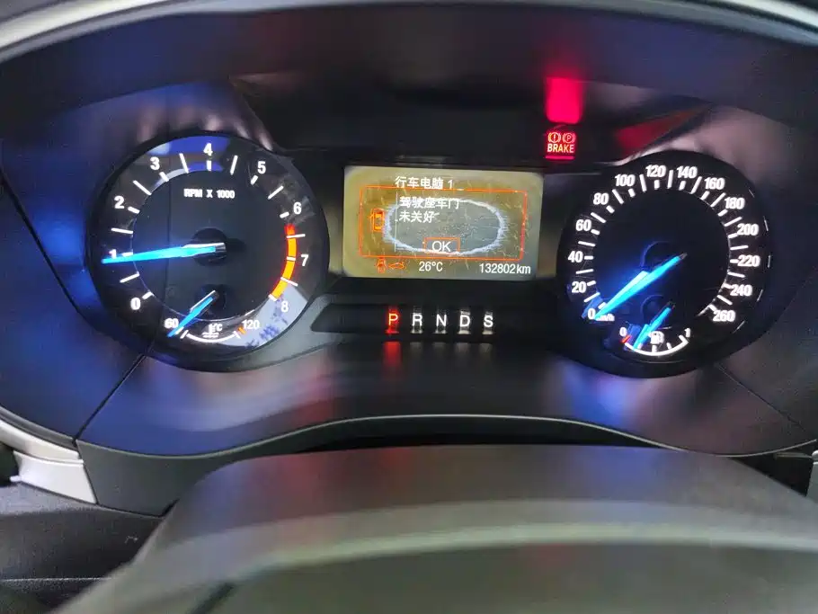 Ford Mondeo — миниатюра 14