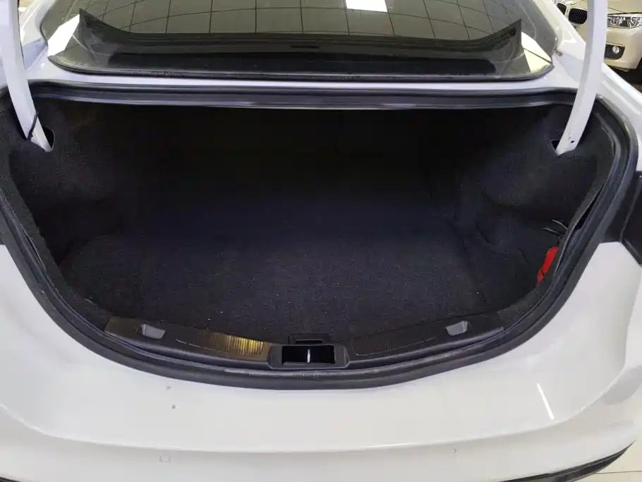 Ford Mondeo — миниатюра 4
