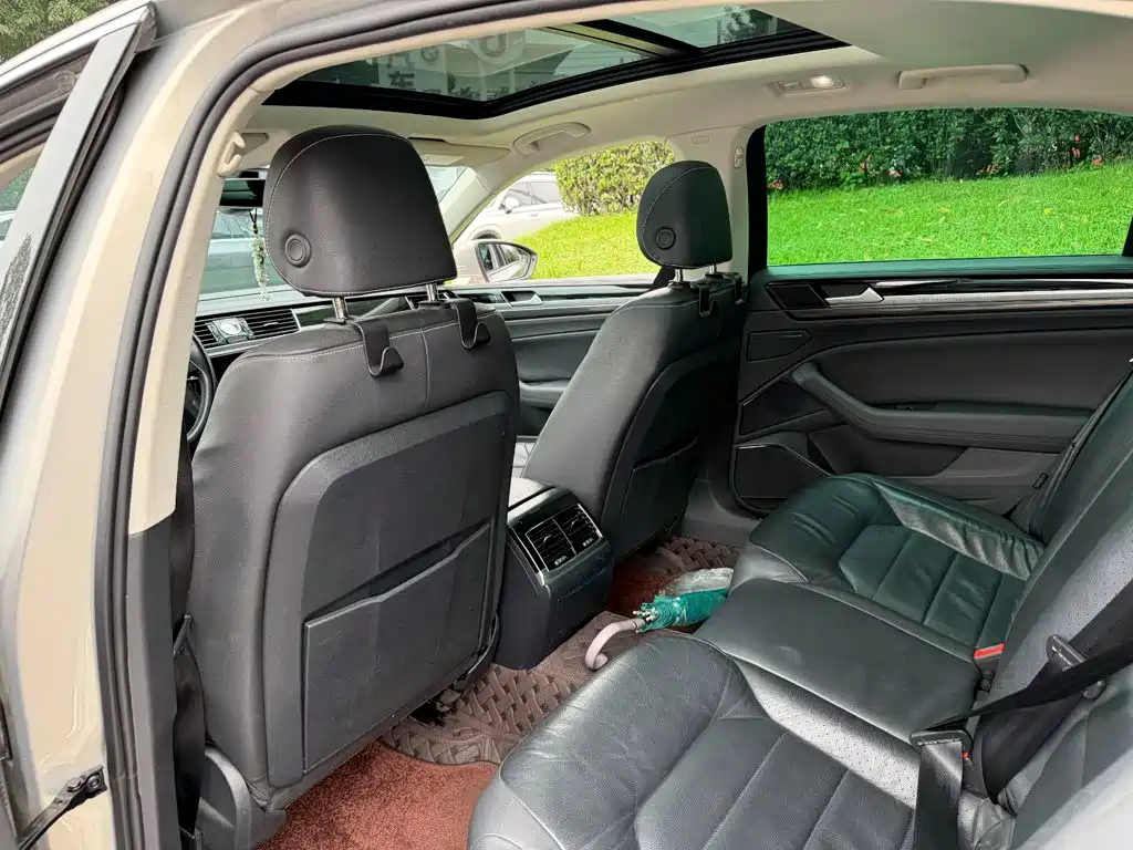 Volkswagen Phideon — миниатюра 11