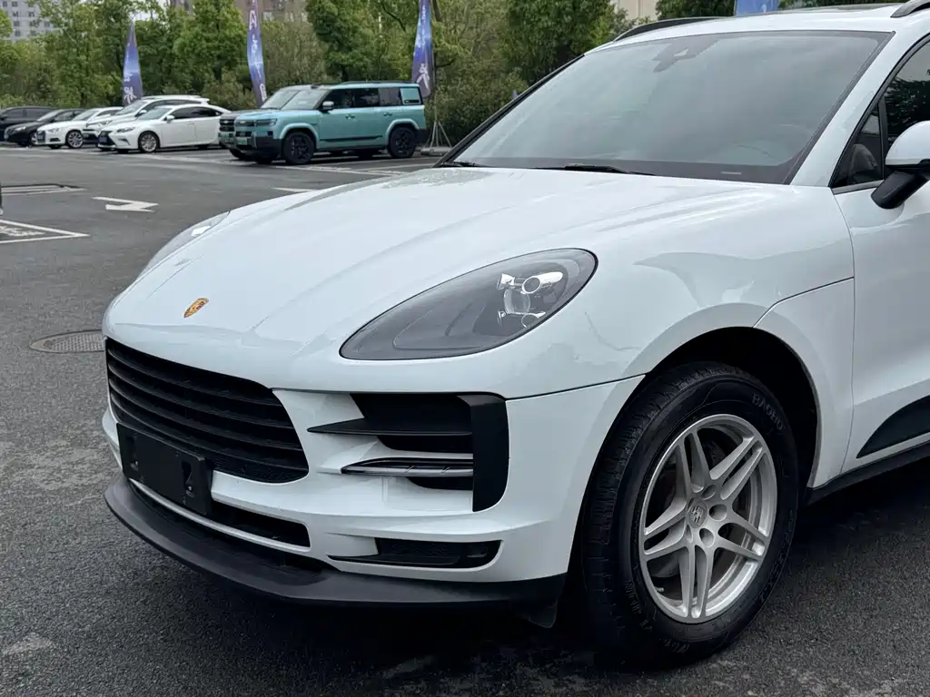 Porsche Macan — миниатюра 27