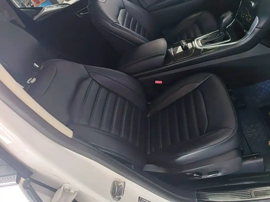 Ford Edge — миниатюра 25