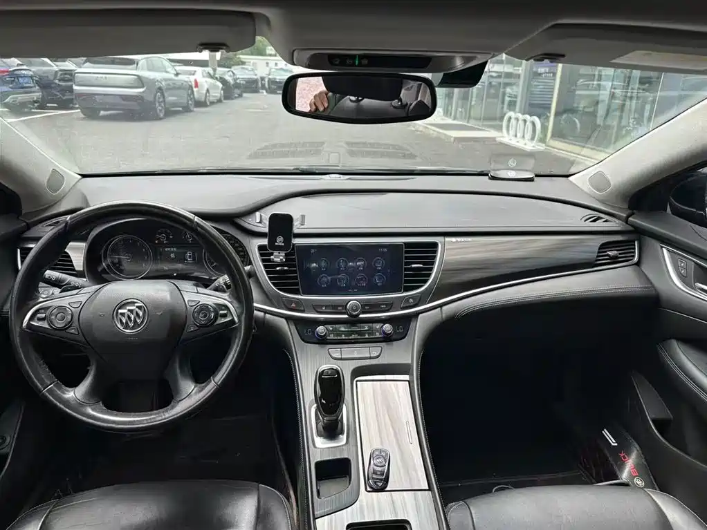 Buick LaCrosse 2018 20T Elite