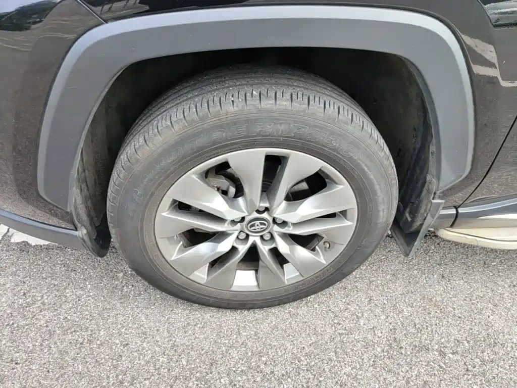 Toyota Wildlander — миниатюра 23