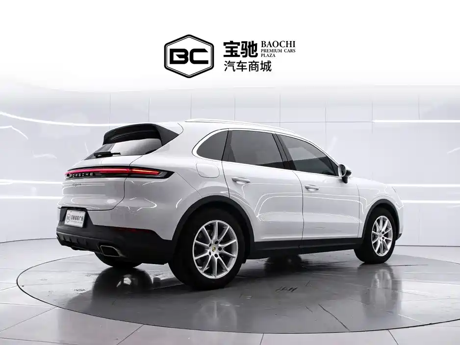 Porsche Cayenne — миниатюра 3