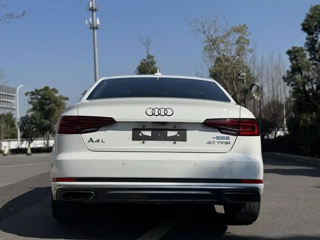 Audi A4L — миниатюра 10