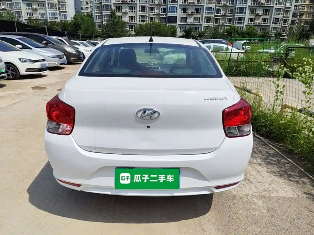 Hyundai Verna - фото 6