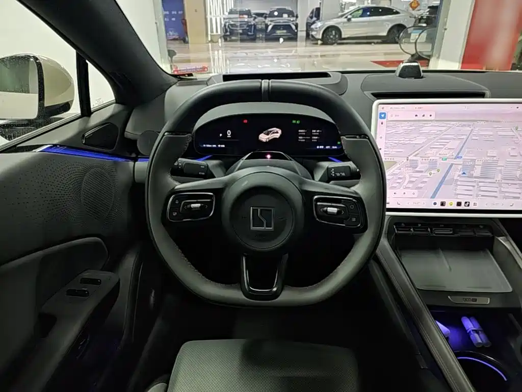 Zeekr 007GT — миниатюра 11