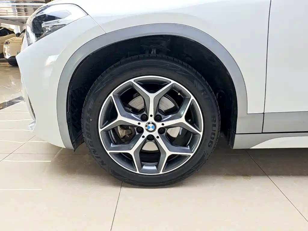 BMW X2 (Import) — миниатюра 23