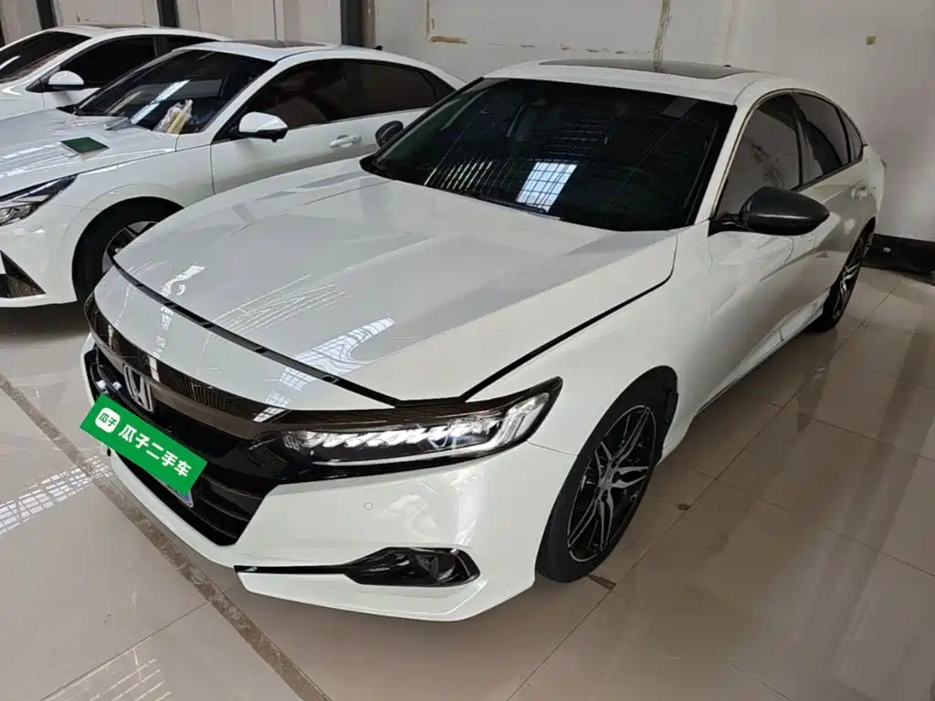 雅阁 2022款 260TURBO 幻夜·尊贵版 2023