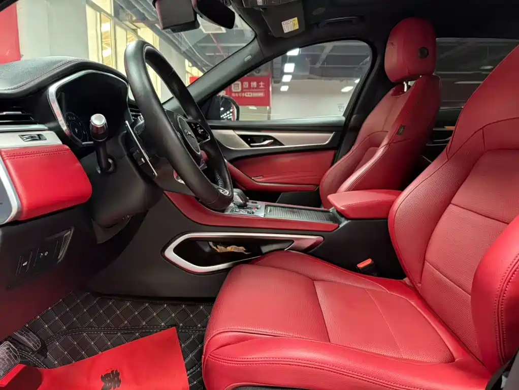 Jaguar F-PACE — миниатюра 7