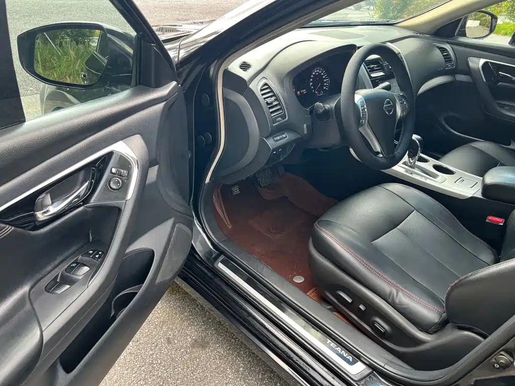 Nissan Teana — миниатюра 8