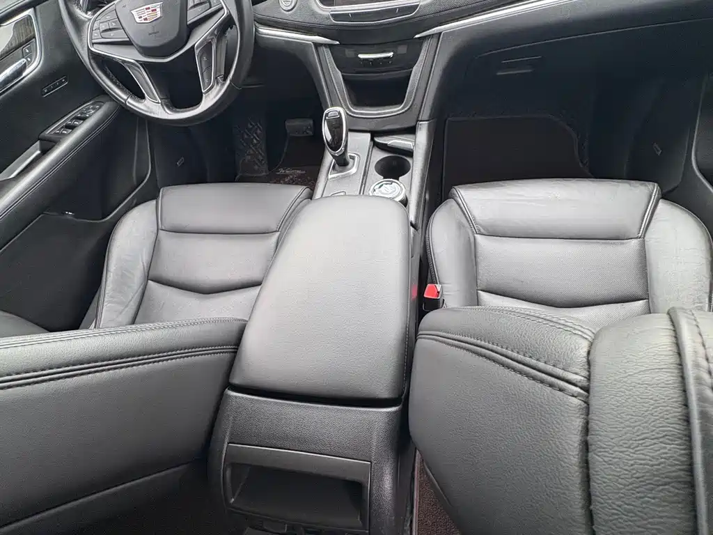 Cadillac XT5 — миниатюра 13