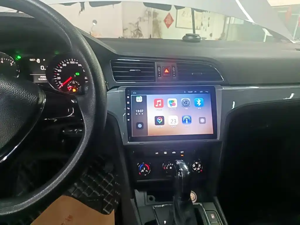 Volkswagen Lamando — миниатюра 13