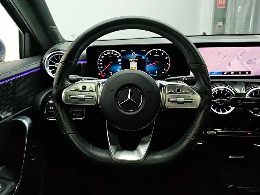 Mercedes-Benz A-Class — миниатюра 15