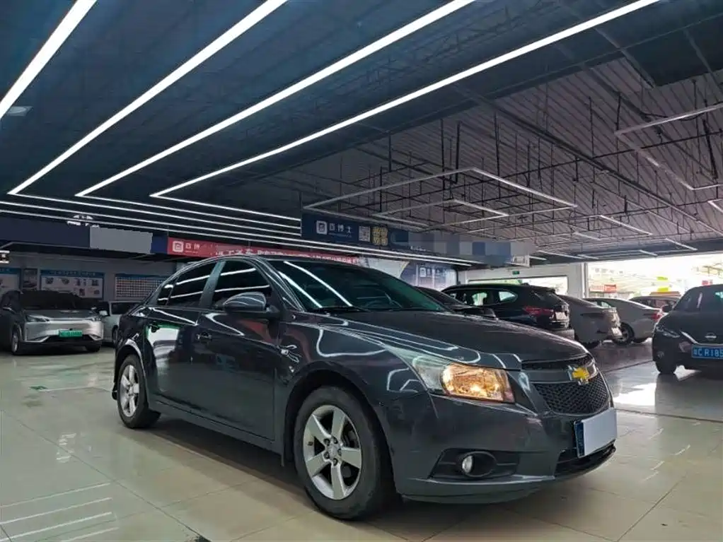 Chevrolet Cruze 2013 1.8L SX AT