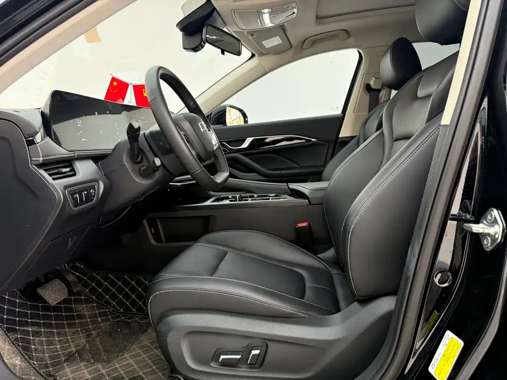 Bestune B70 Dragon Edition 1.5T Leader Leap Type, фото 7