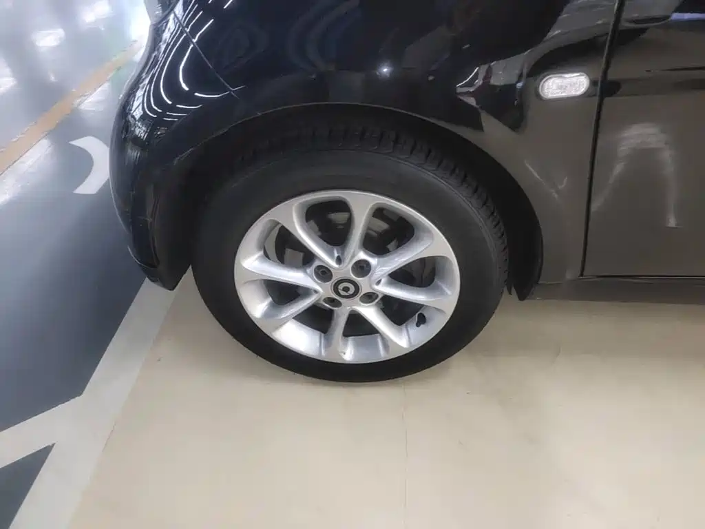 smart Smart Fortwo — миниатюра 23