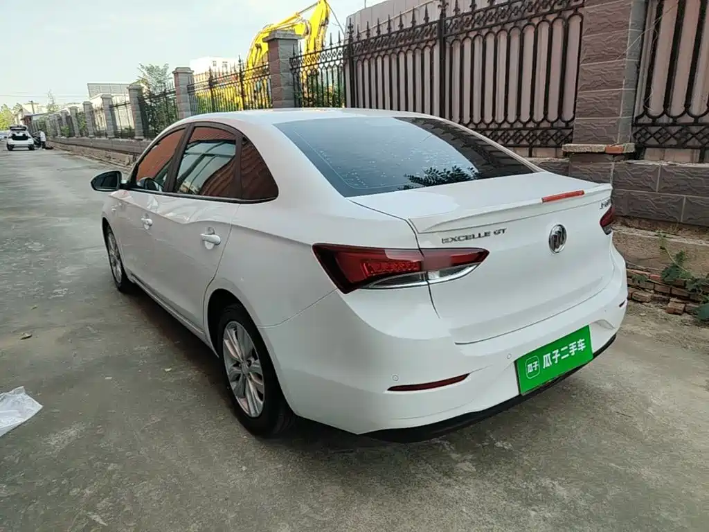 Buick Excelle — миниатюра 5