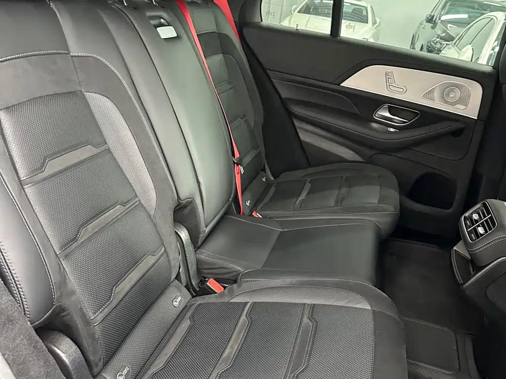 Mercedes-Benz GLE AMG — миниатюра 8