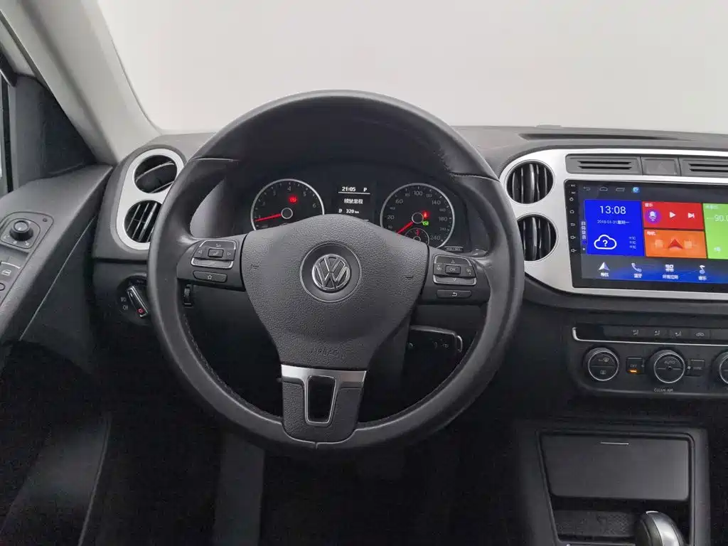 Volkswagen Tiguan — миниатюра 11