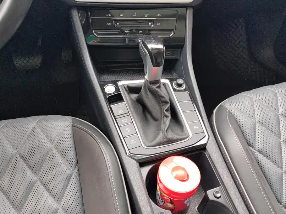 Volkswagen Sagitar — миниатюра 16