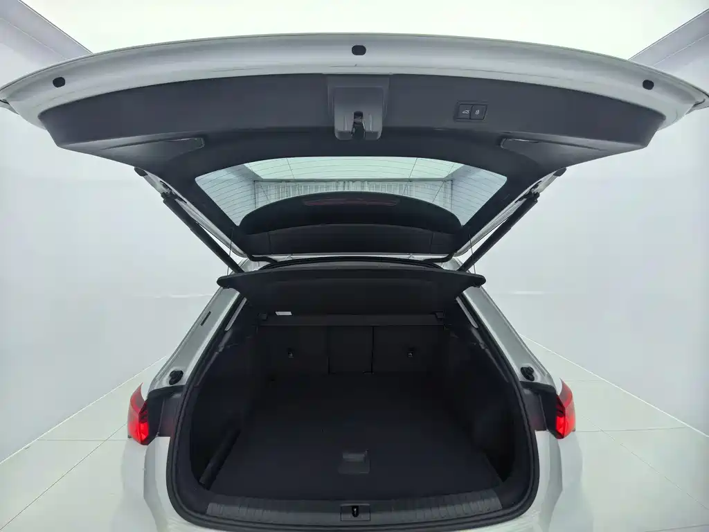 Audi Q3 — миниатюра 19