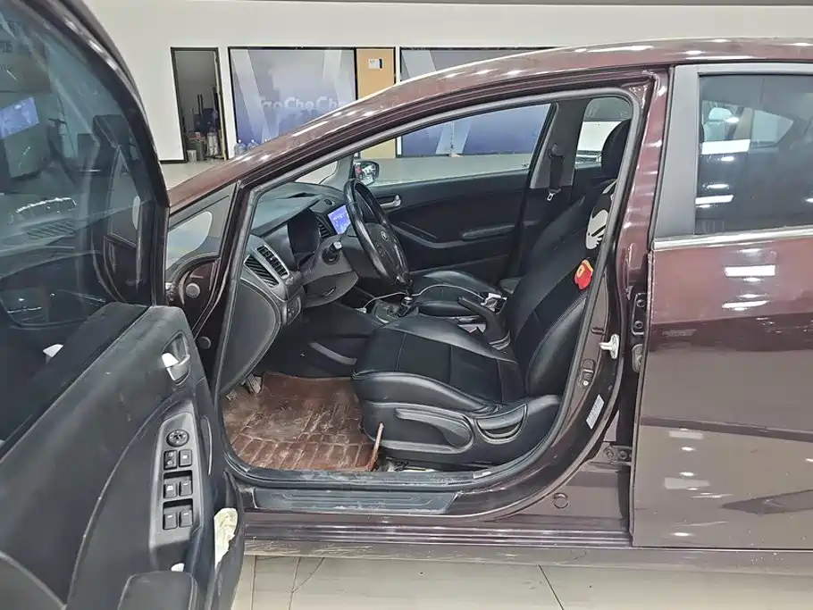 Kia K3 — миниатюра 9