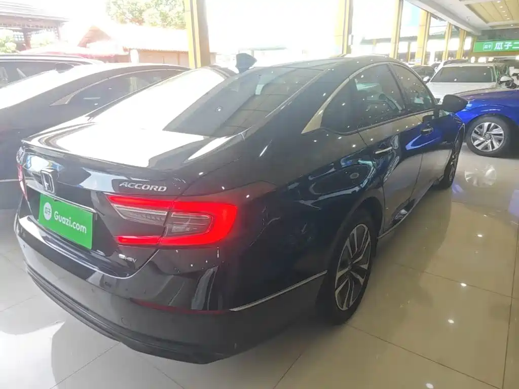 Honda Accord — миниатюра 7