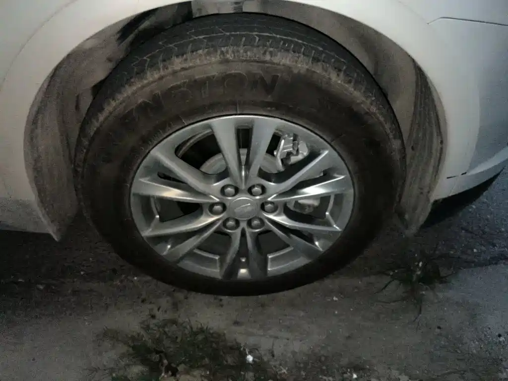 Cadillac XT5 — миниатюра 18