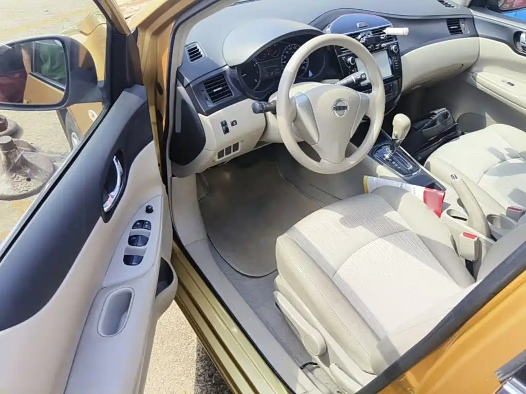 Nissan Tiida — миниатюра 16