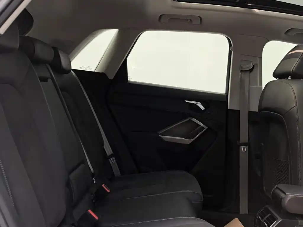 Audi Q3 — миниатюра 7