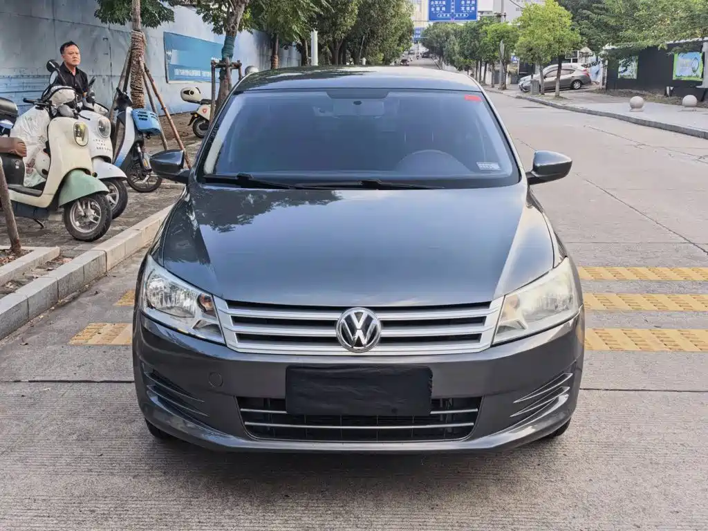 Volkswagen Santana — миниатюра 3